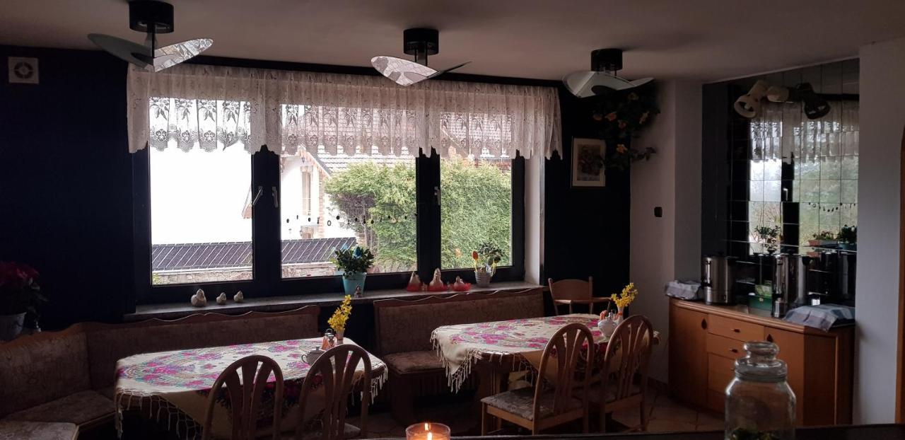 Eden Szczyrk Bed & Breakfast Bagian luar foto